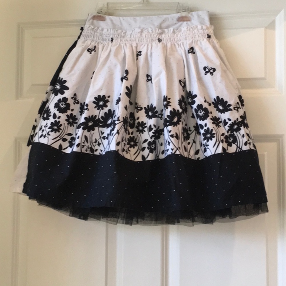Children’s place skirt